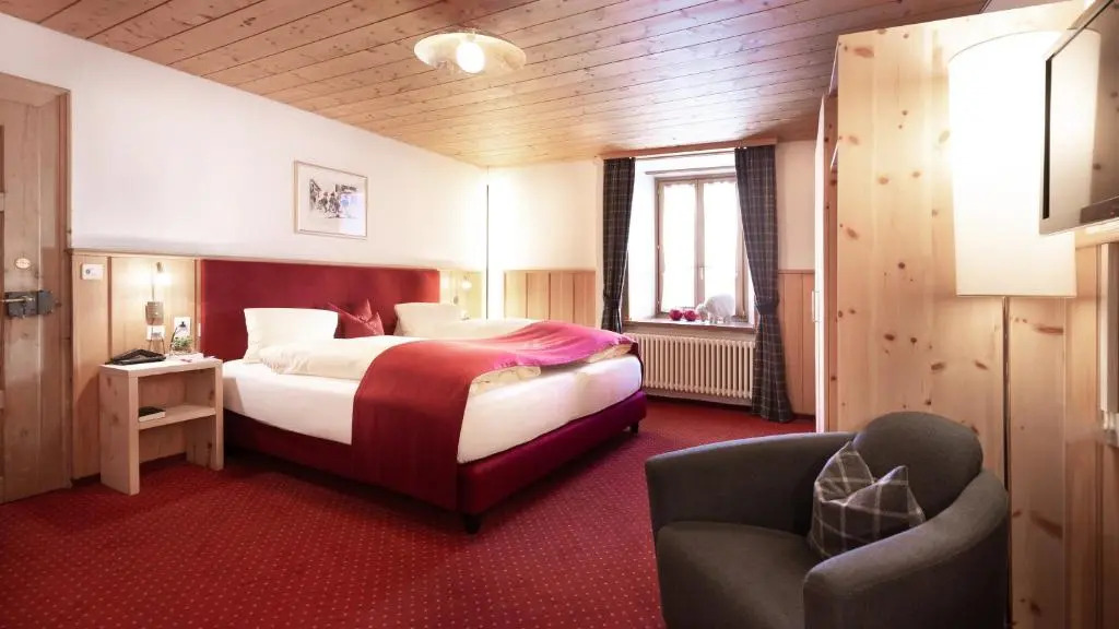 Hotel Baer & Post Zernez