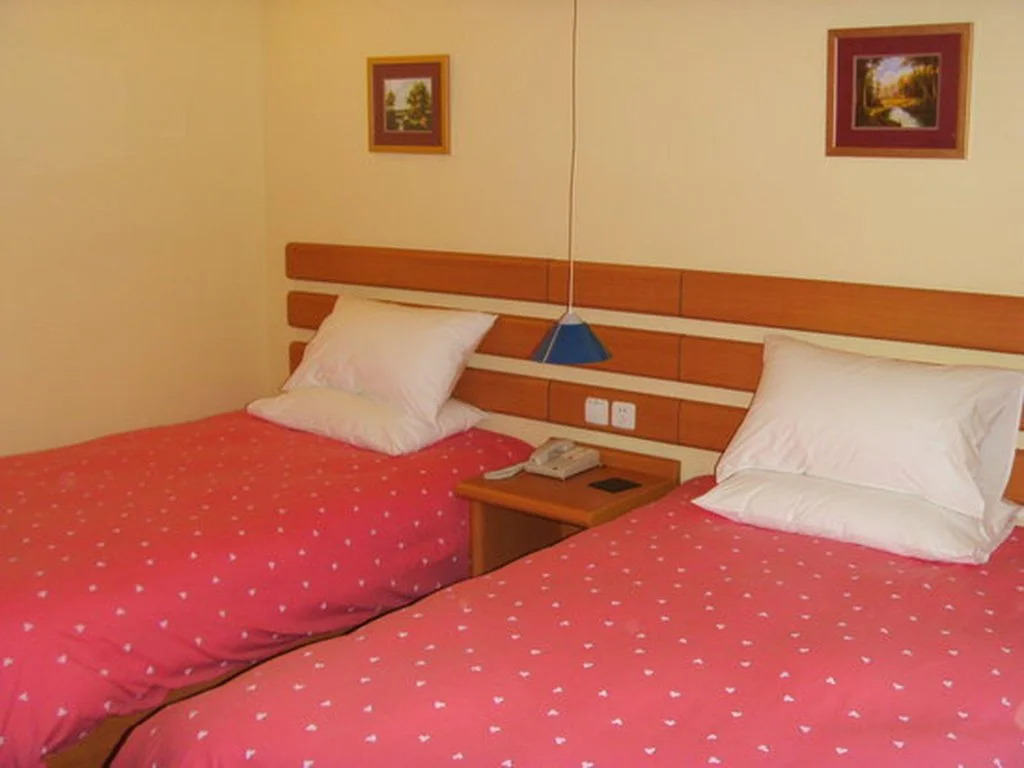 Home Inn Shanghai Wanping South Road