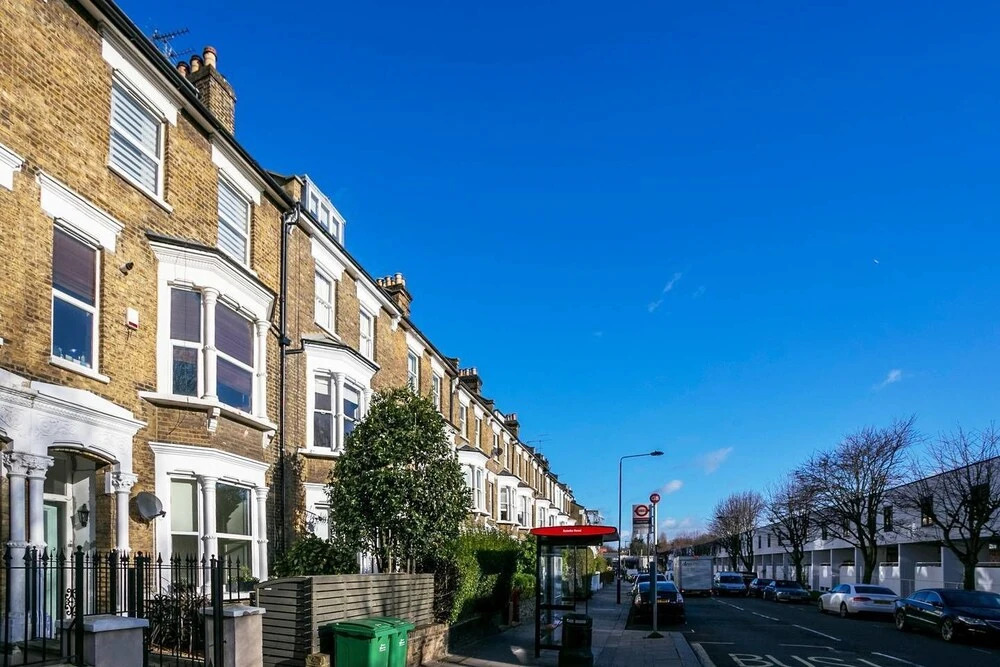 Bright 3 Bedroom Trendy Home by Hampstead