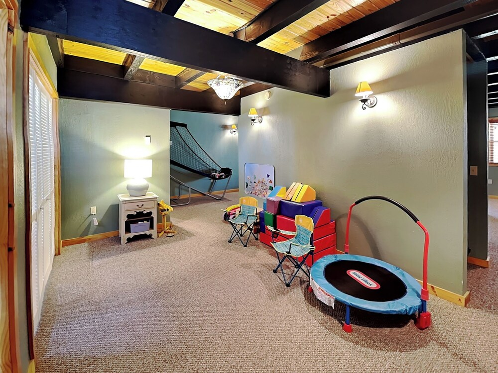 Campfire Lodge by Taylor Made Deep Creek