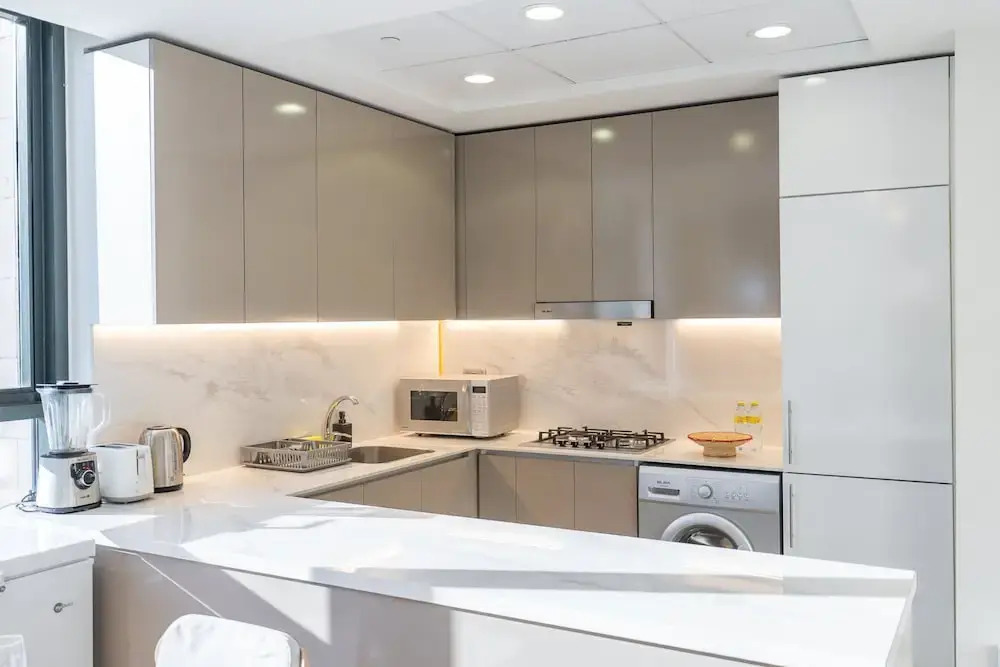 Indulging 1 Bedroom in Azizi Riviera 6