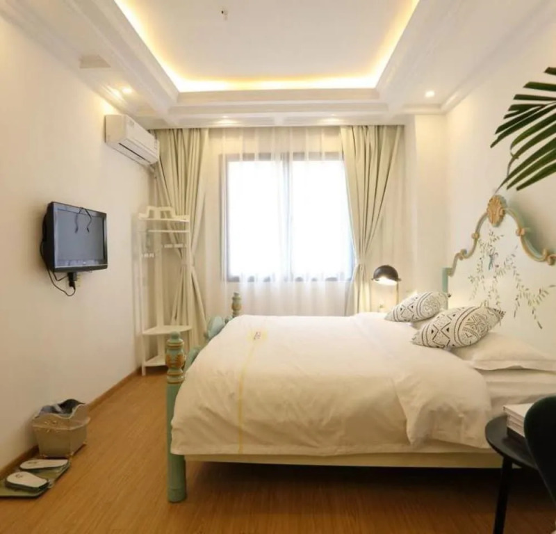 Brother Commercial Hotel