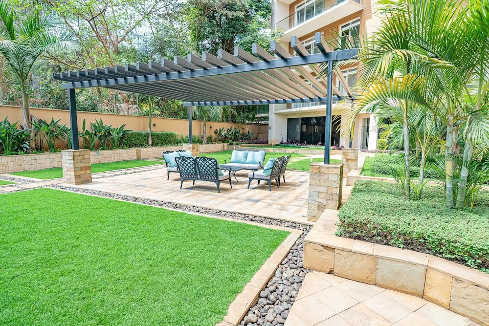 Lux Suites 37 on Kikambala Apartments