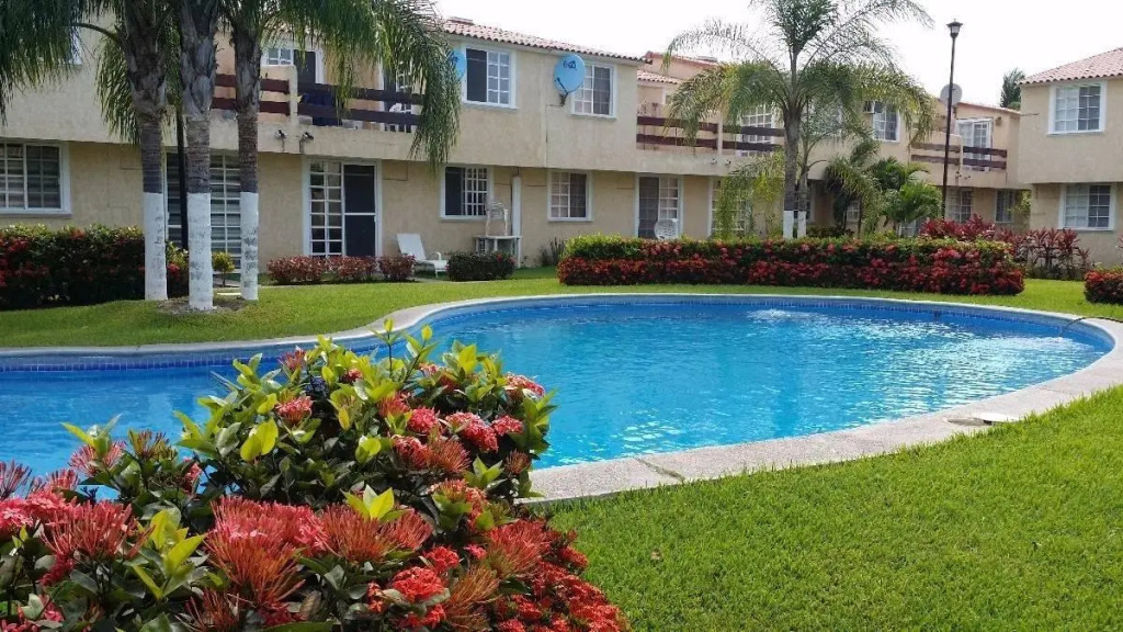 Hermosa Casa Familiar, Alberca, Enfrente De Vidanta