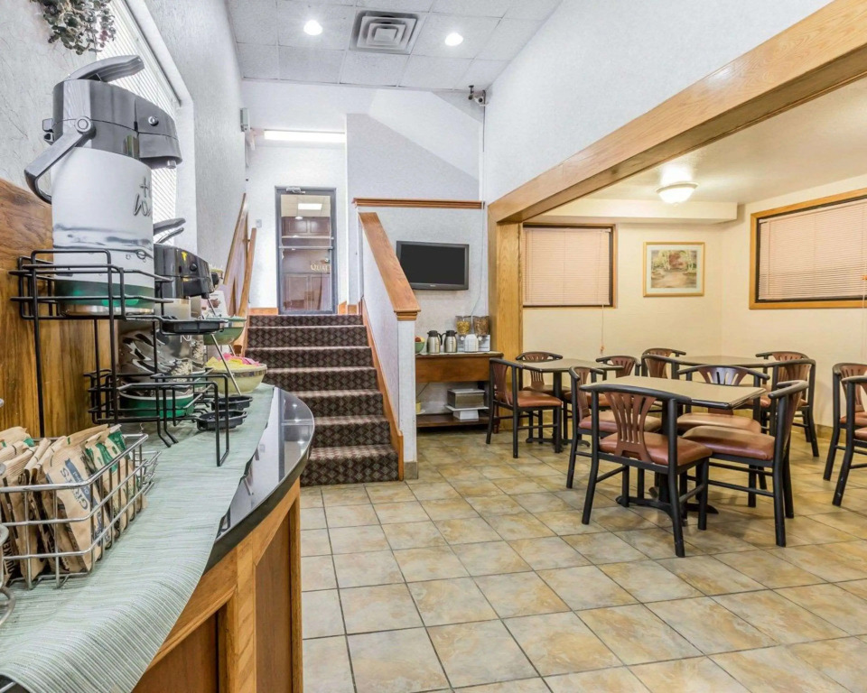 Quality Inn Pell City I-20 exit 158