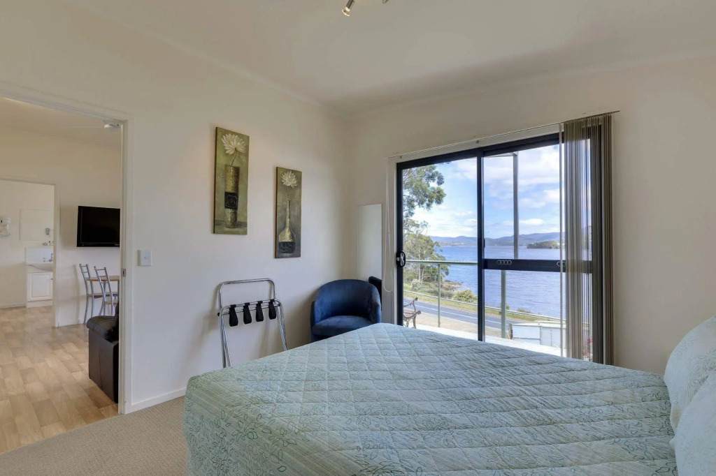 Port Huon Cottages