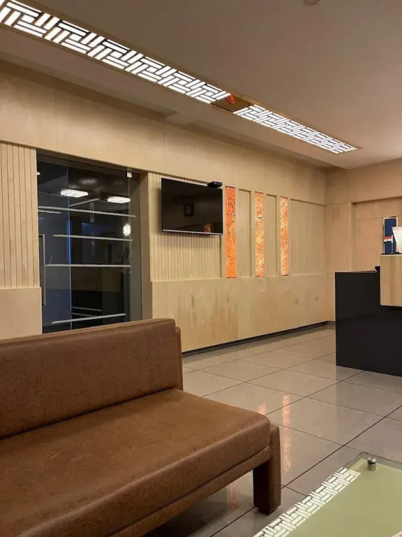 The Horizon Hotel