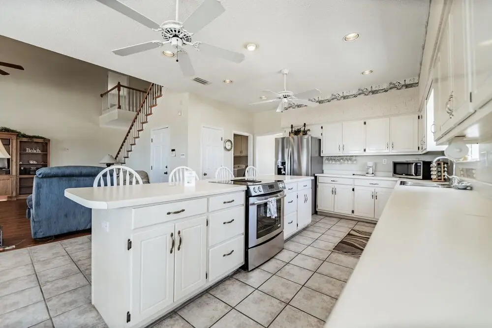 Relaxation - Large Bay Front Home Has Everything You Need For The Perfect Dauphin Island Family Holiday! 3 Bedroom Home by RedAwning