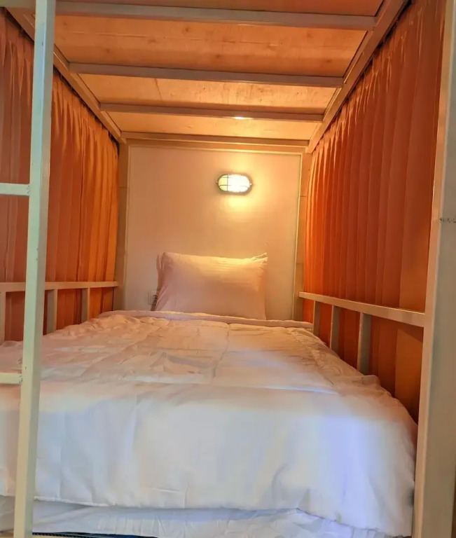 Tata Surf Hostel