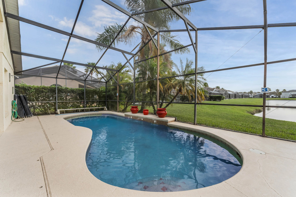 Superb pool villa near Disney, Kissimmee, US