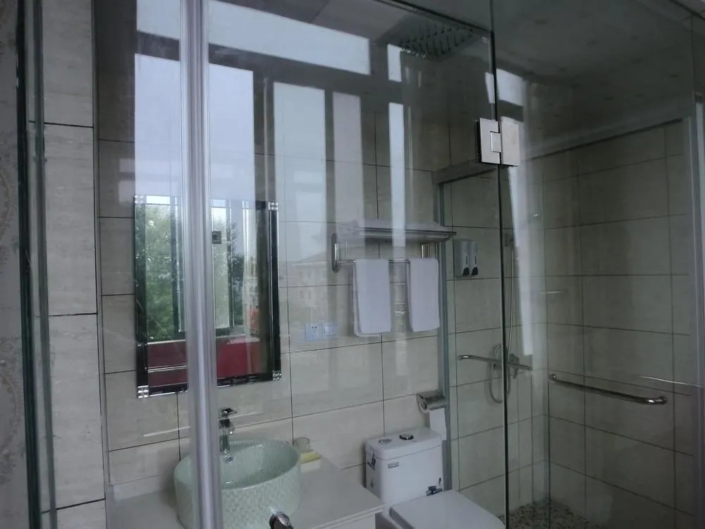 Huijia Business Hotel