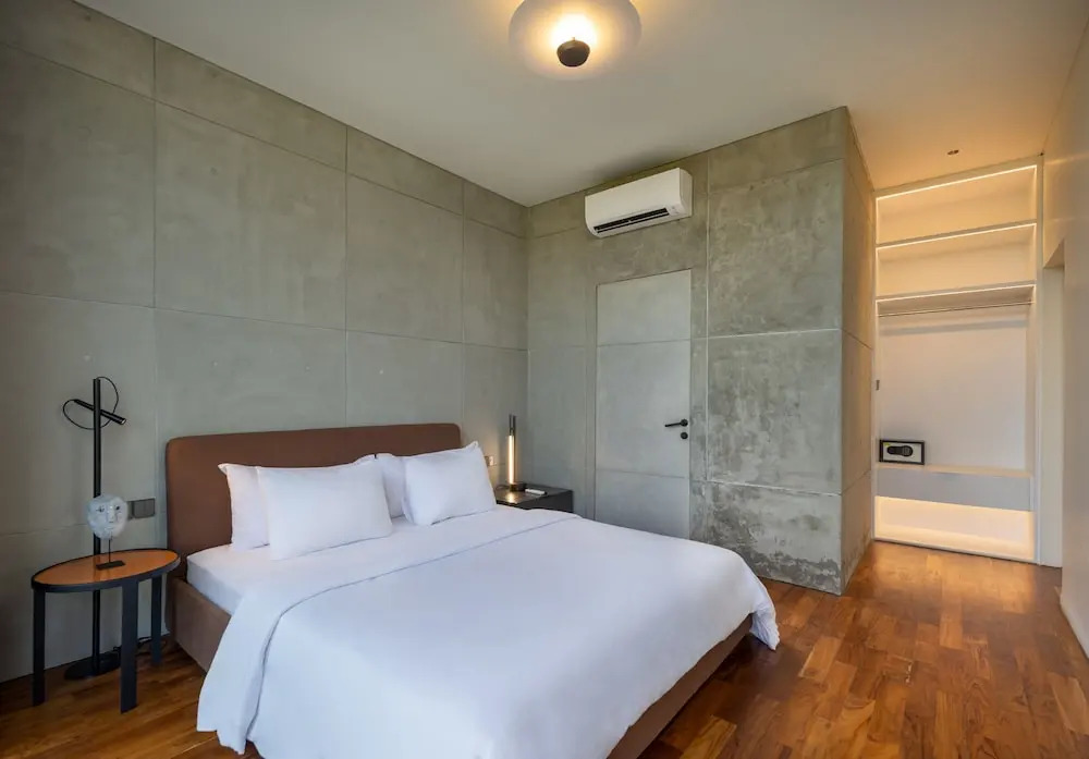Alex Villas Complex N1