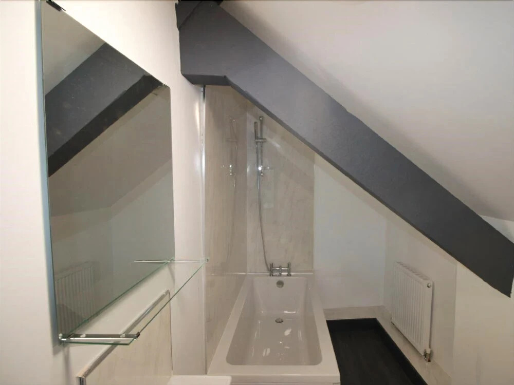 Frodsham Street Apartment