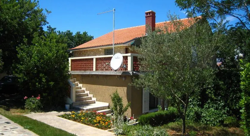 Apartments Jakov G.