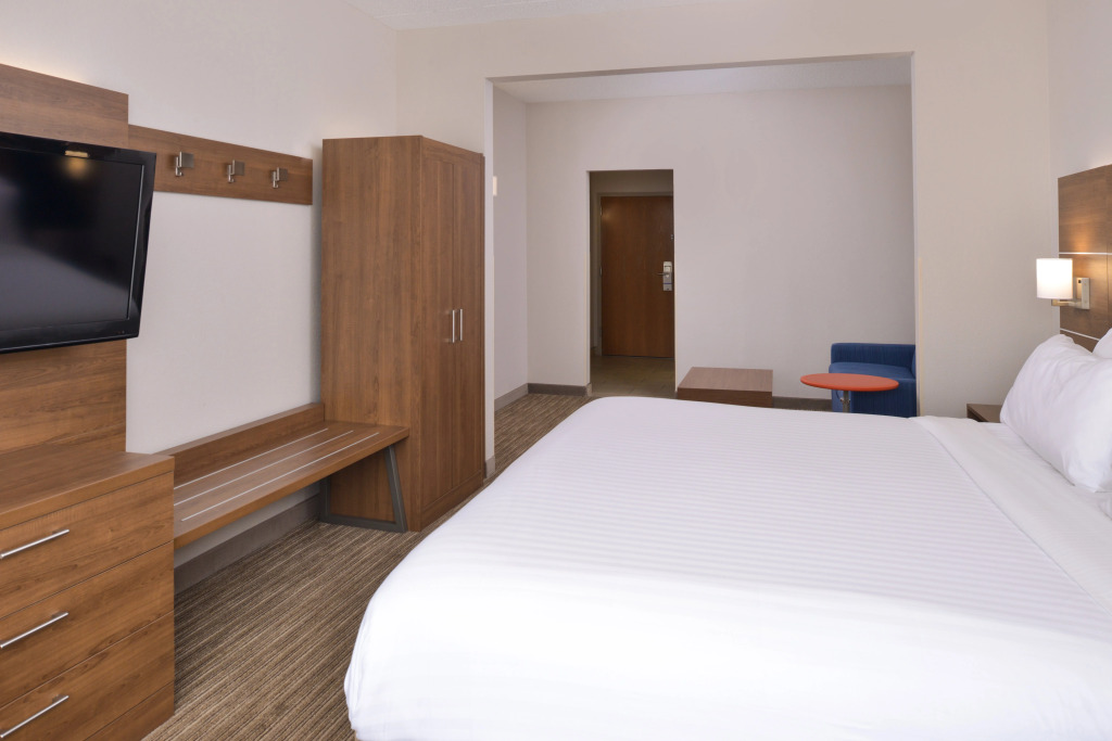 Holiday Inn Express & Suites Chattanooga - East Ridge by IHG