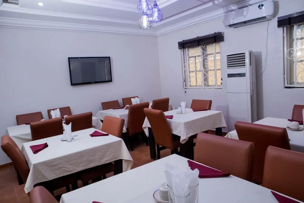 Meritz Hotels & Suites