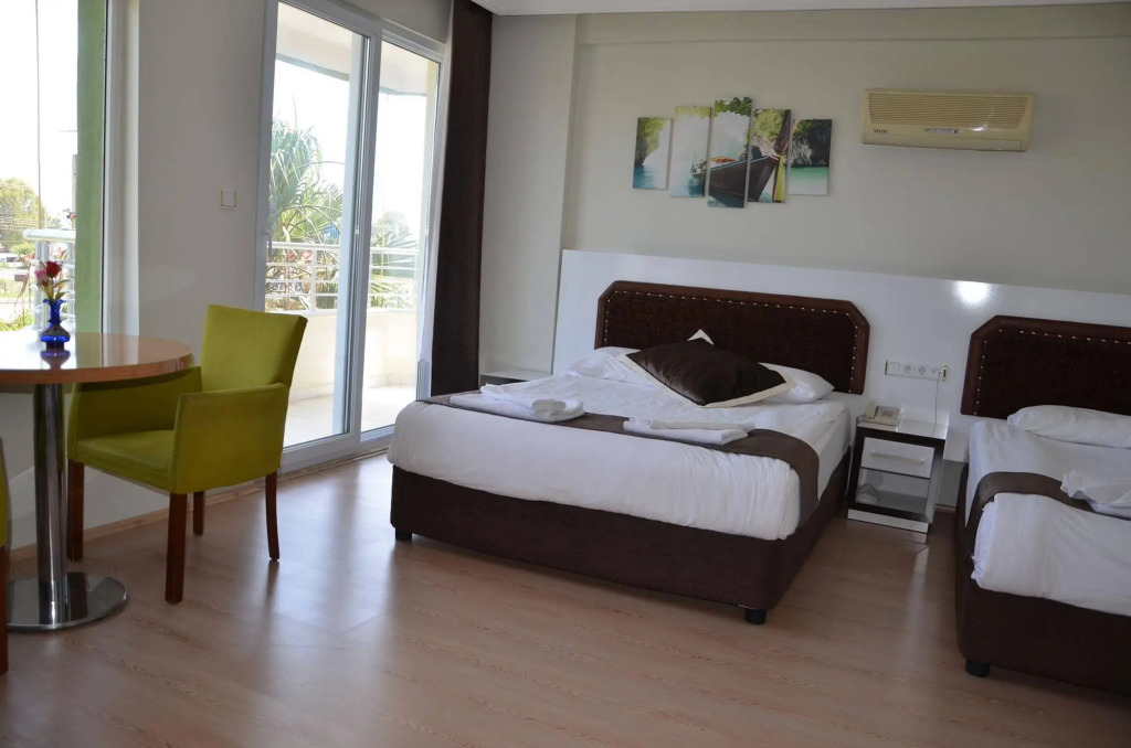 Simsek Hotel