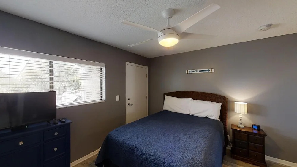 Ocean S 3 2 Bedroom Condo