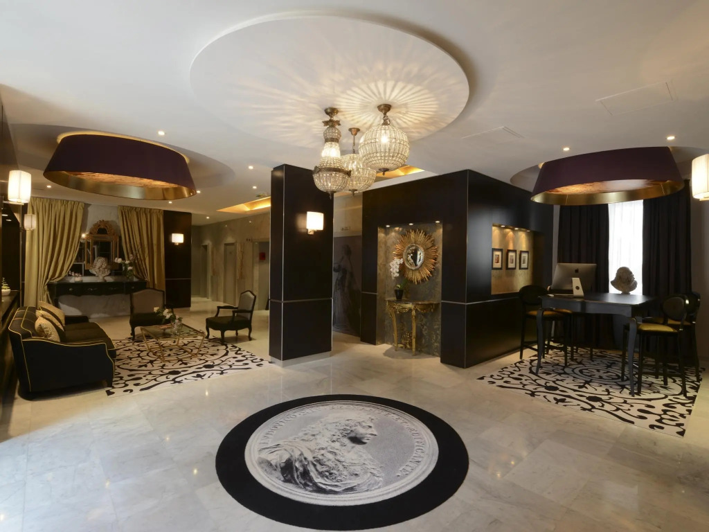 Hôtel Le Versailles