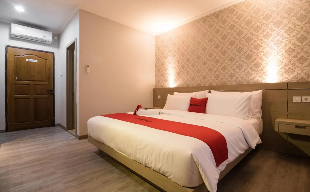 Hotel Graha Dinar by Reddoorz