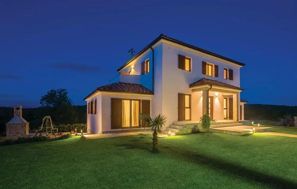 Beautiful Home in Krk With Wifi and 4 Bedrooms