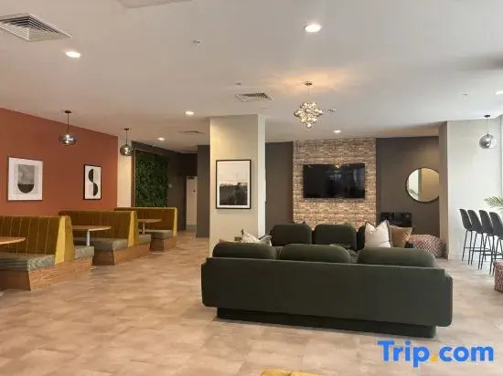 Stylish apartment in central Birmingham, with Parking