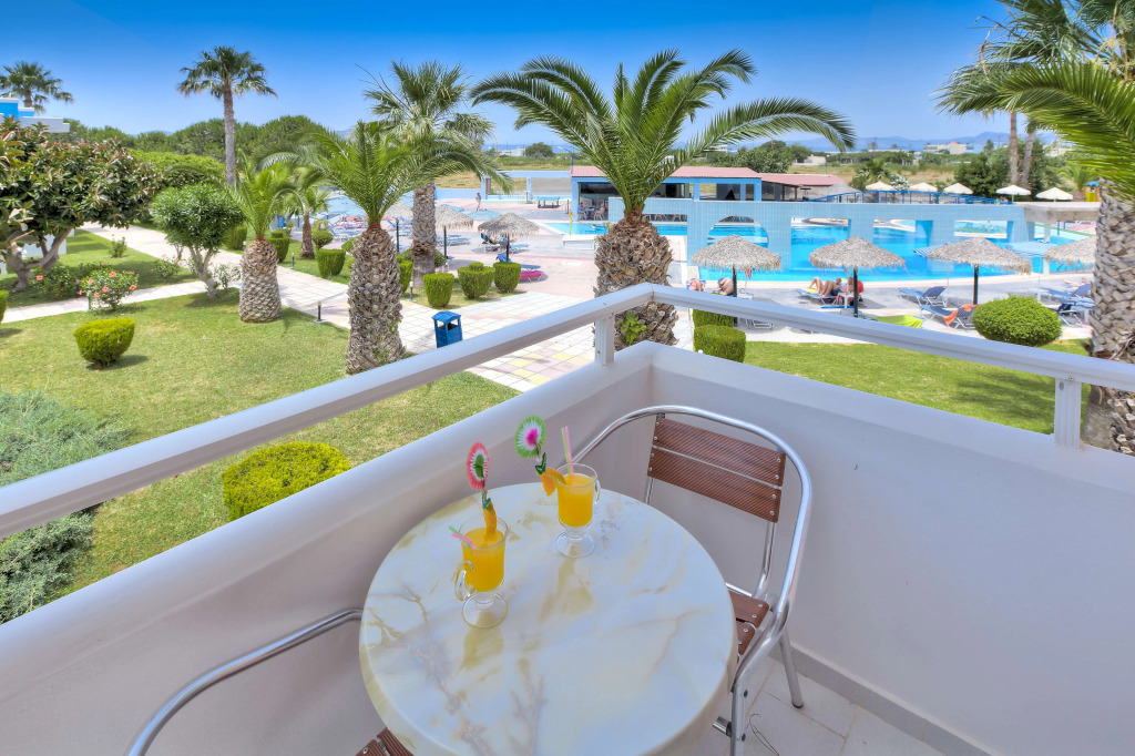 Corali Hotel