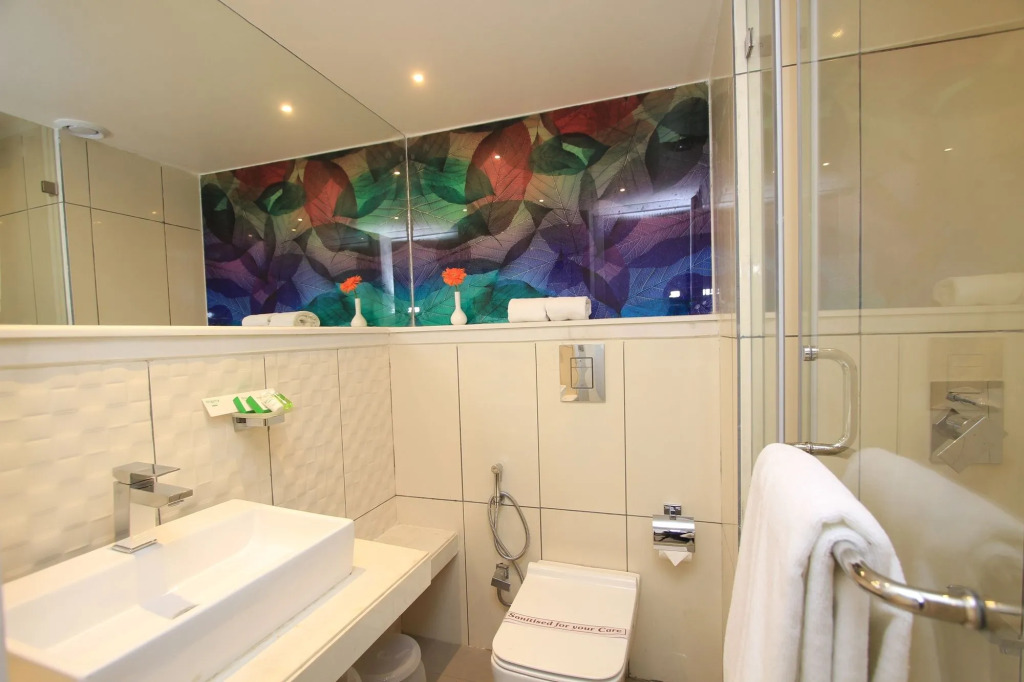 Icon Business Hotel by Bhagini