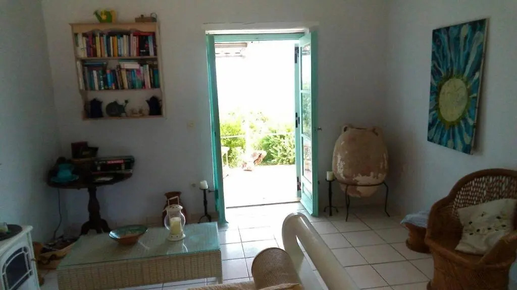 Quaint Greek Cottage, Rural Setting, Great Views