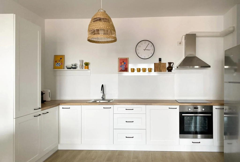 Sol Apartment - Near City Center - Free Parking
