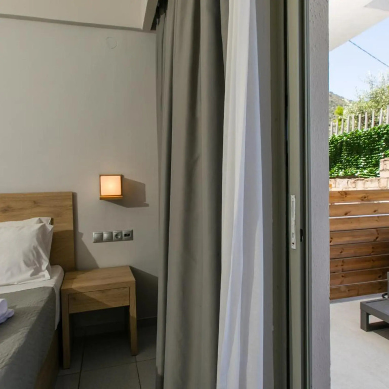 Resol Hotel