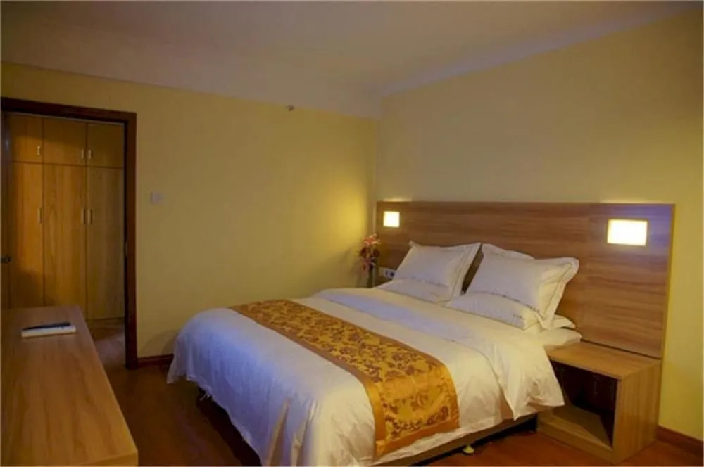 Yiju Hotel