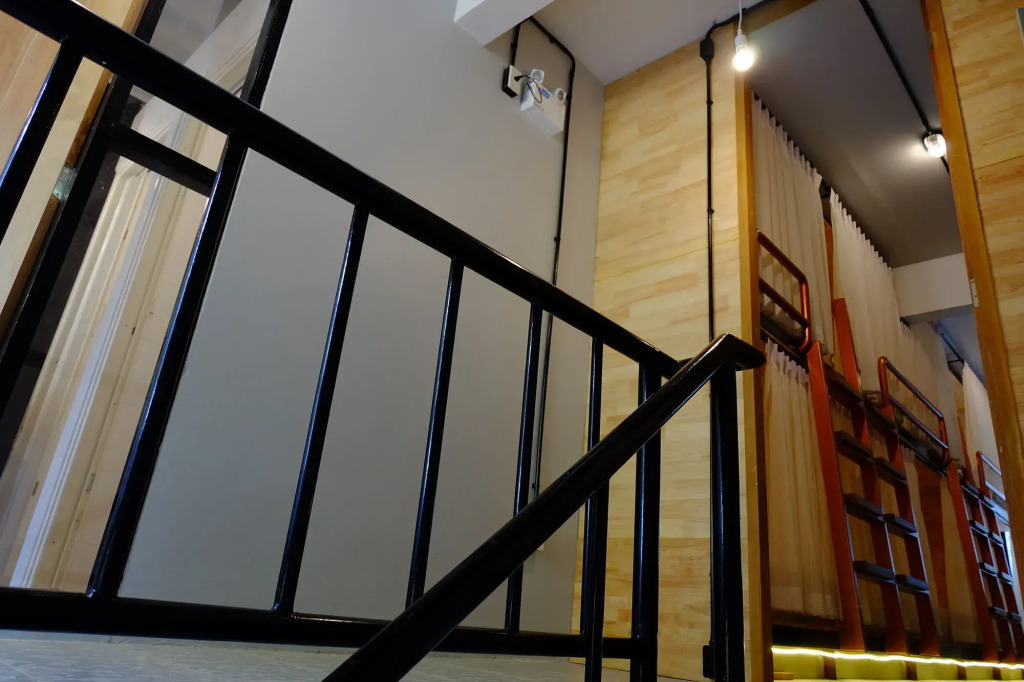 Sleep Owl Hostel