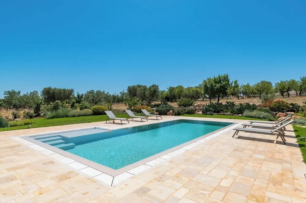 Trullo Pietra Rossa with Pool by Wonderful Italy