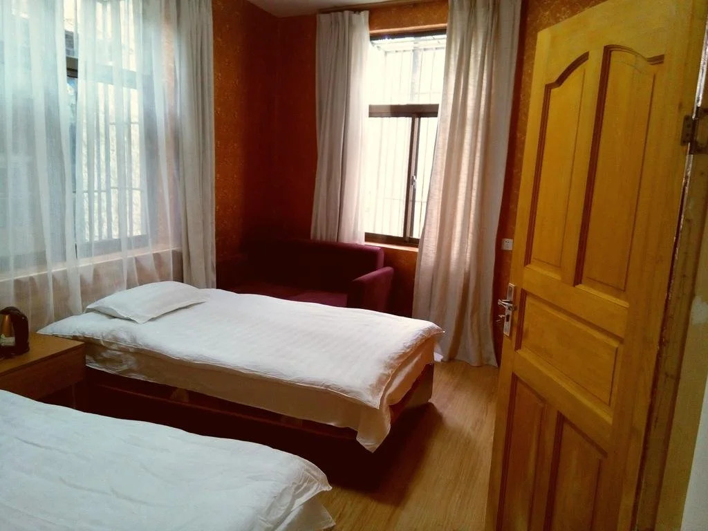 Peaceful Hotel
