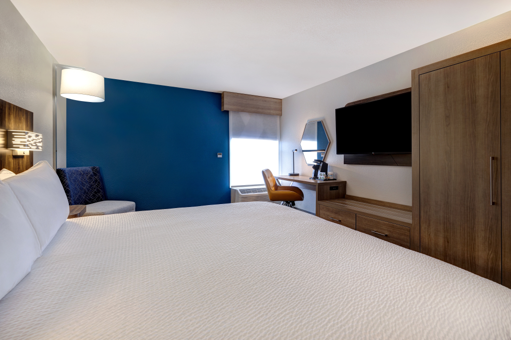 Holiday Inn Express & Suites - Kansas City KU Medical Center by IHG