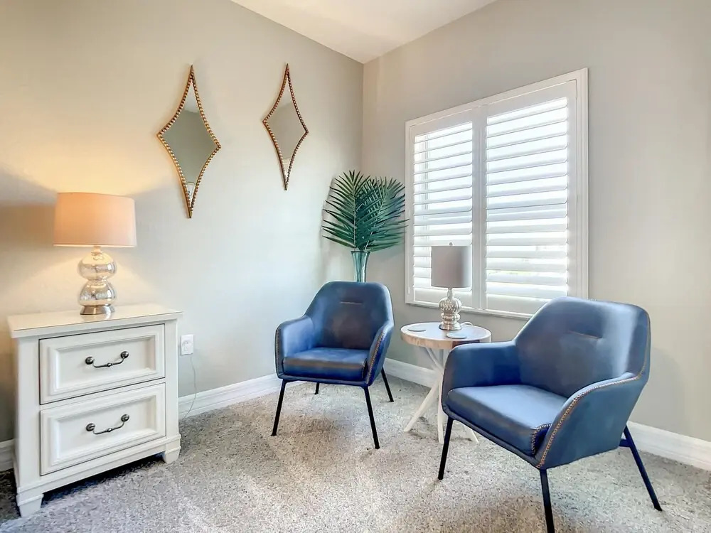Oceanwalk Jr Penthouse Close to Pool Beach Access Ow14 604