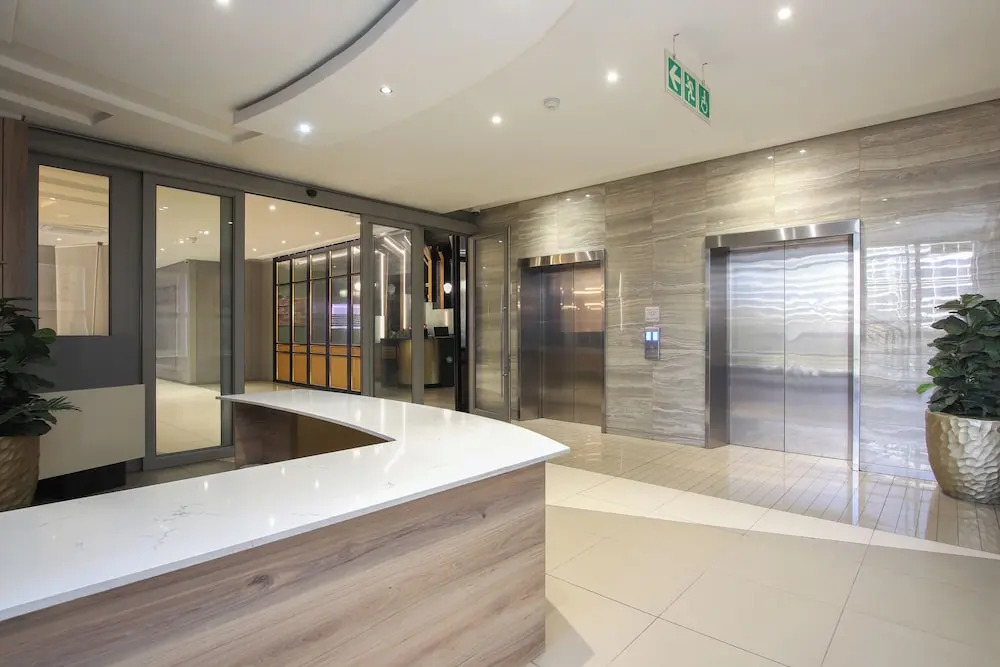 Sandton Smart Apartment Thirty-One