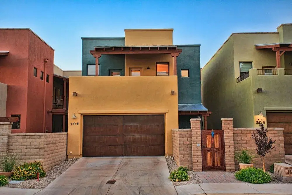 Heart of Tucson 3 BR by Casago