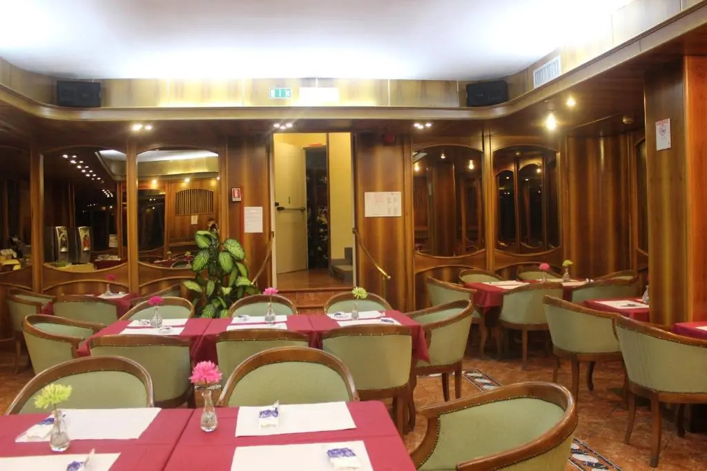 New Alexander Hotel