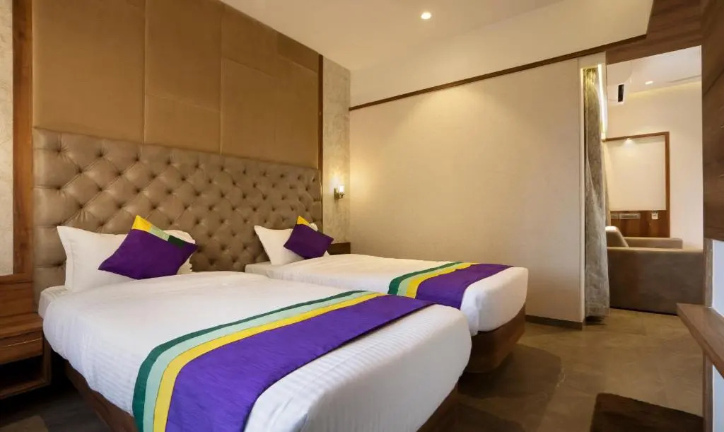 Treebo Premium Savera Inn