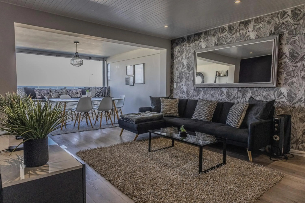 67 Whale Rock Estate, Hermanus