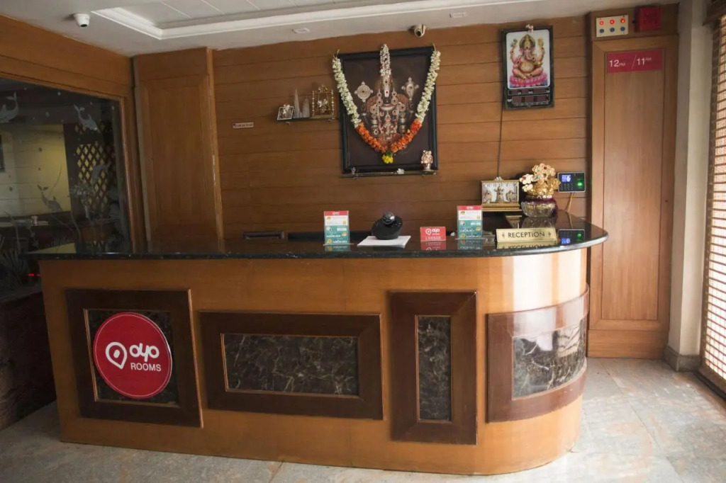 Hotel SLV Grand