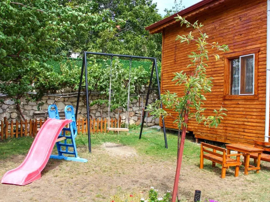 Sahan Apart ve Bungalov
