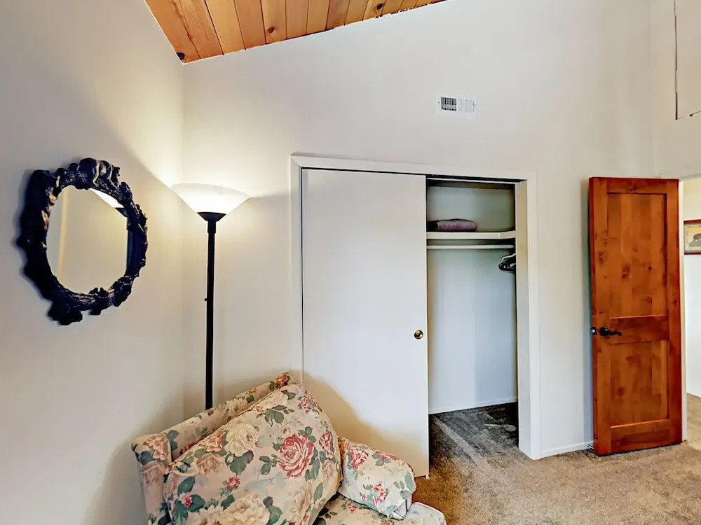 748 Butte Ave Home 3 Bedrooms 2 Bathrooms Home