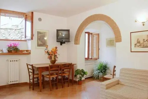 La Torre Nomipesciolini