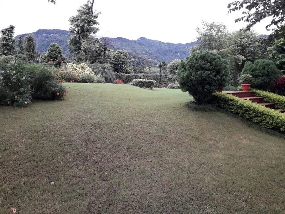 An Extravagant Luxurious Pushp Villa Overlooking The Ganges and Rishikesh Valley
