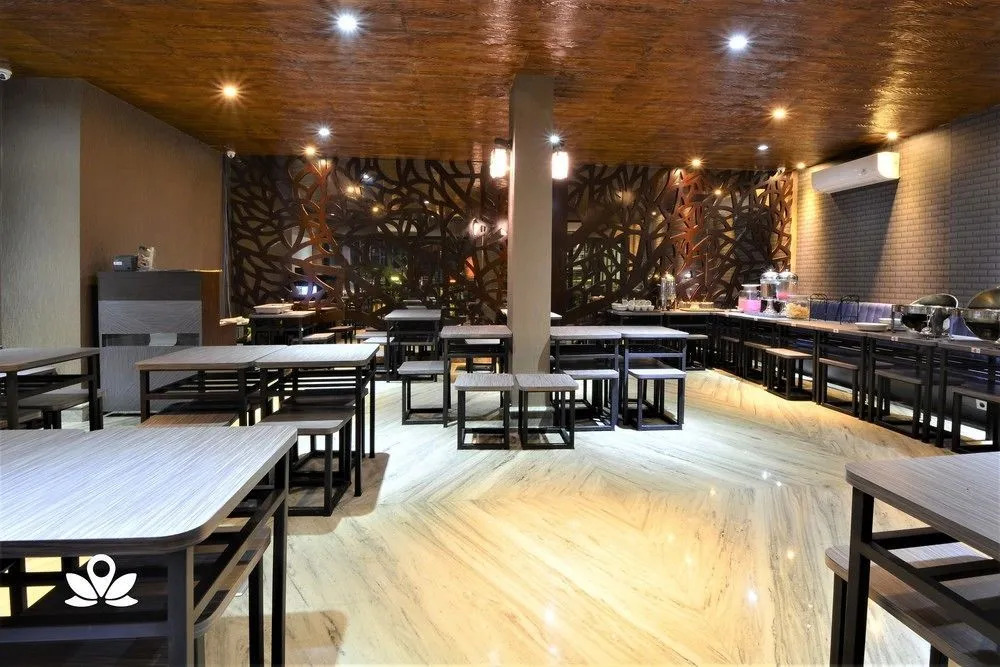 ZEN Rooms Duta Merlin