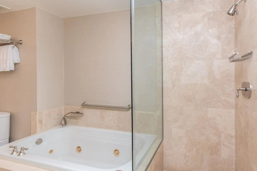 Fonttrebvsjs - Unit 1117 1 Bedroom Condo by Redawning