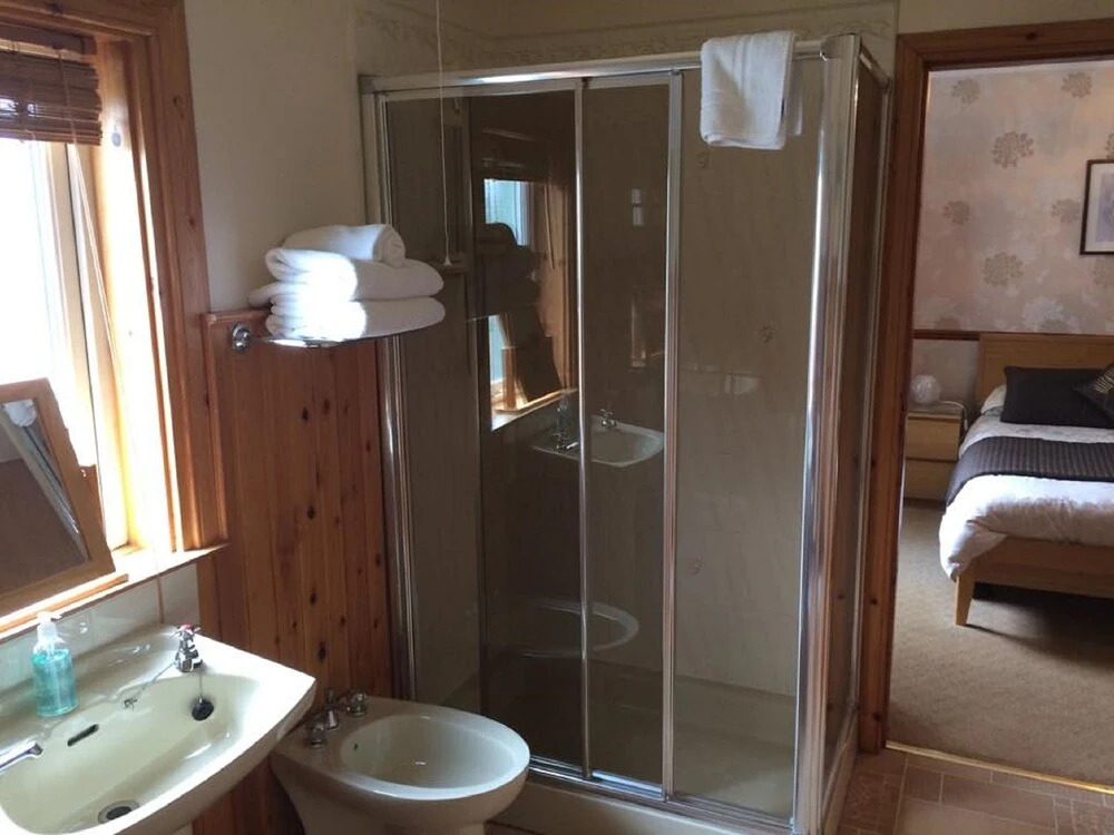 Fernlea Guest House
